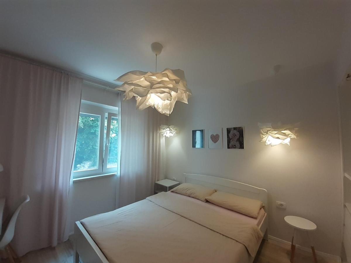 Apartment Vesel Malinska Esterno foto