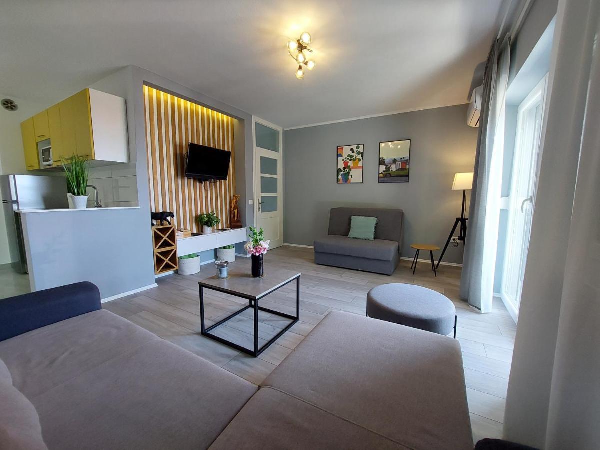 Apartment Vesel Malinska Esterno foto