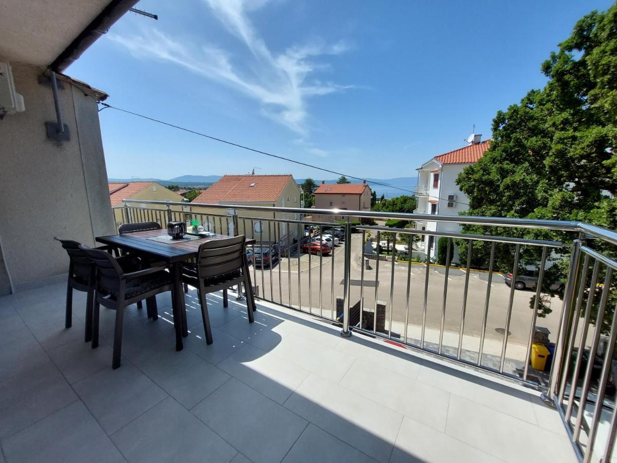 Apartment Vesel Malinska Esterno foto