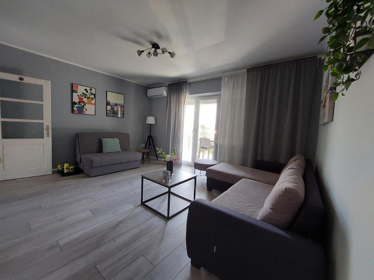 Apartment Vesel Malinska Esterno foto